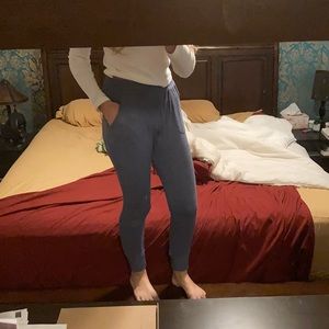 Garage joggers size small with missing drawstring